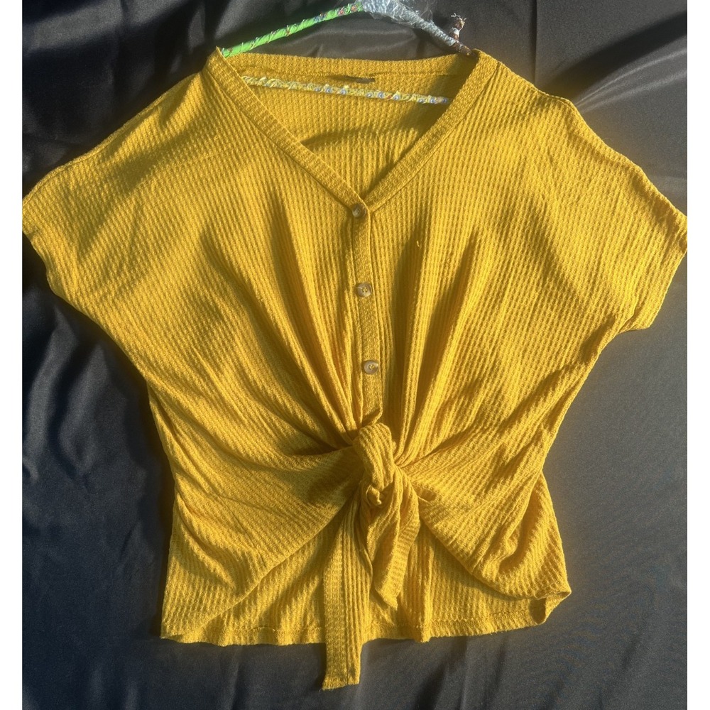 Torrid Size 3 Waffle Knit Button Up Tie Front Shirt Mustard Yellow Golden